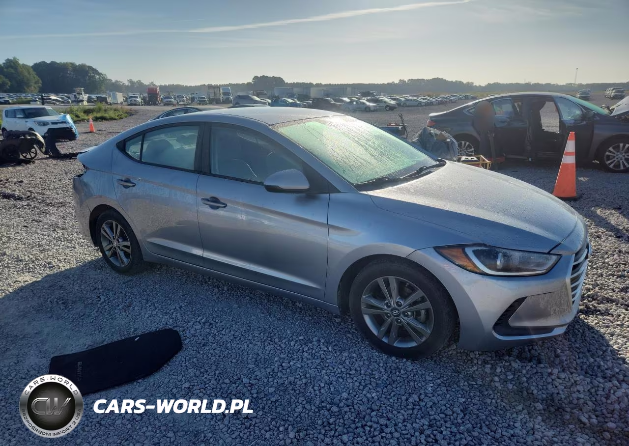 2017 Hyundai Elantra Se VIN:5NPD84LFXHH143442 - 4