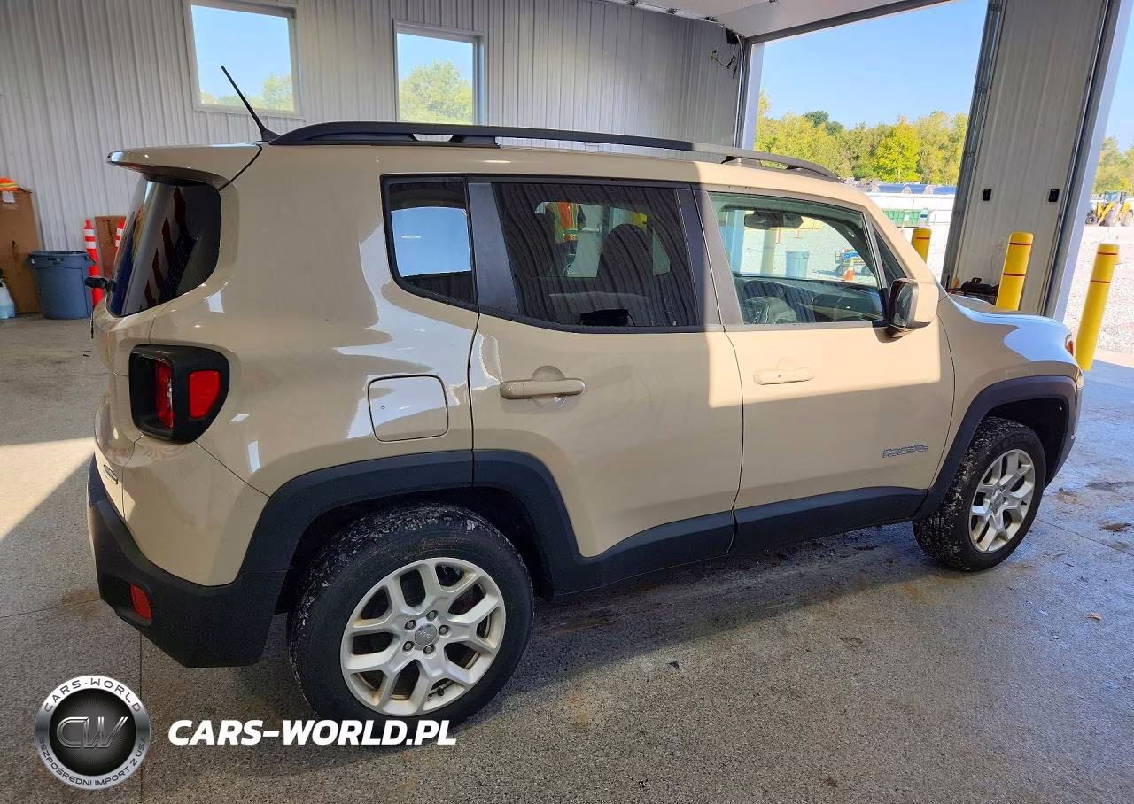 2016 Jeep Renegade Latitude VIN:ZACCJBBT9GPC67638 - 3
