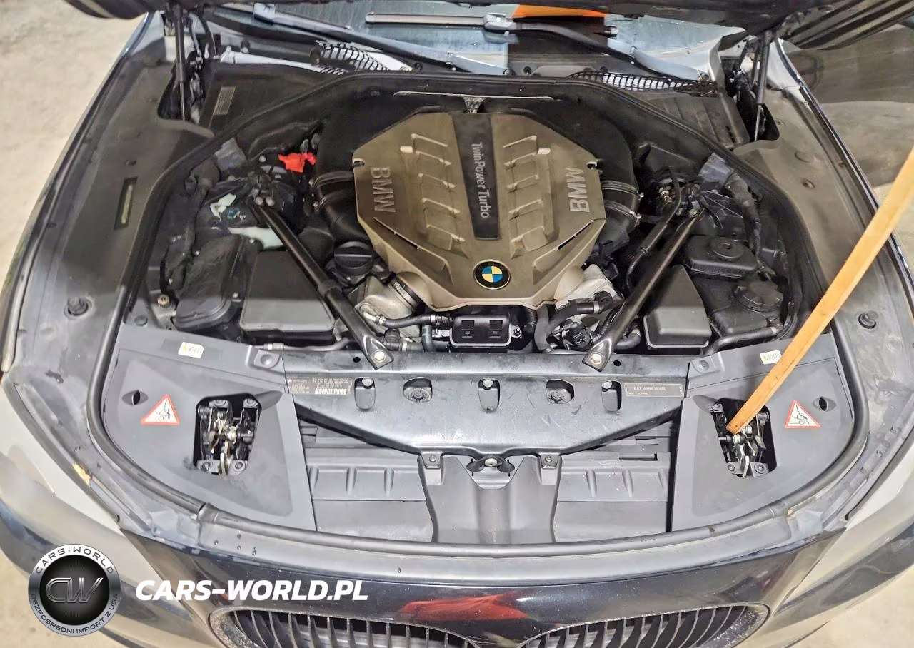2011 BMW 750 Xi VIN:WBAKC6C52BC394822 - 11
