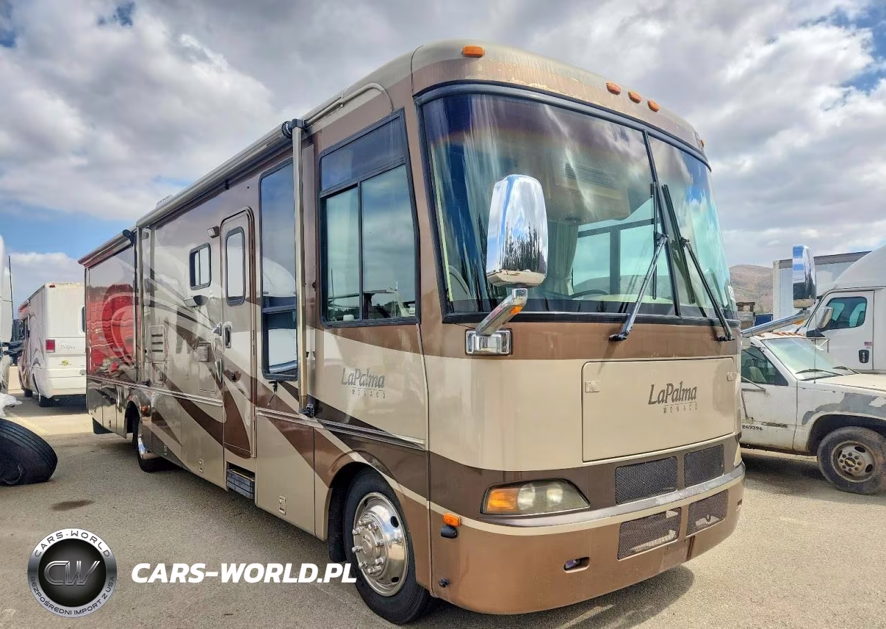 2005 Workhorse Custom Chassis Motorhome Chassis W22
