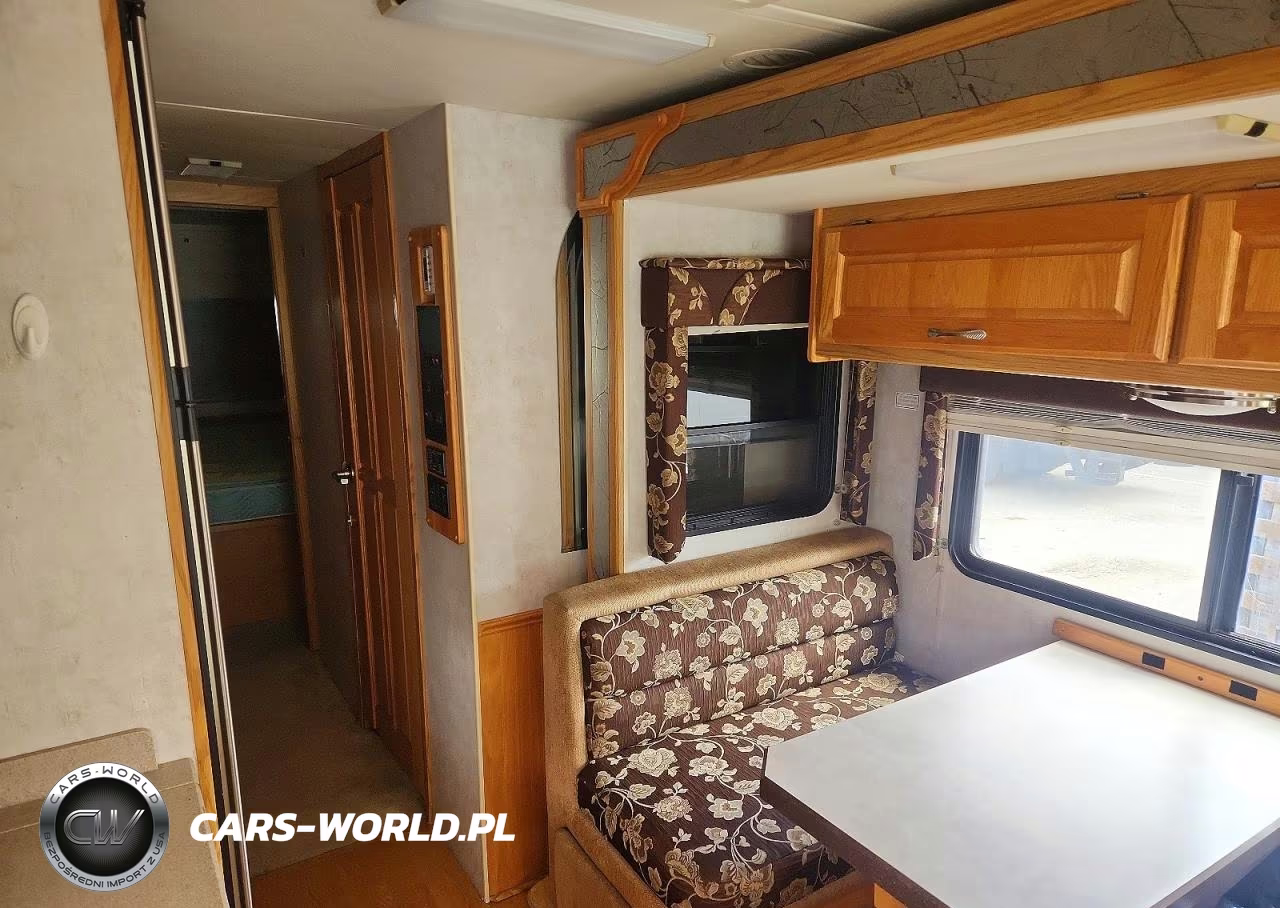 2005 Workhorse Custom Chassis Motorhome Chassis W22 VIN:5B4MP67G653397485 - 6
