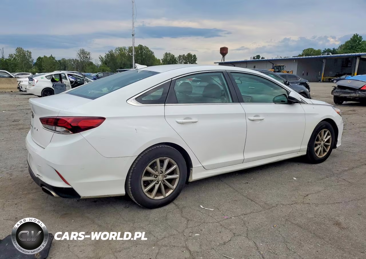 2018 Hyundai Sonata Se VIN:5NPE24AF0JH723944 - 3
