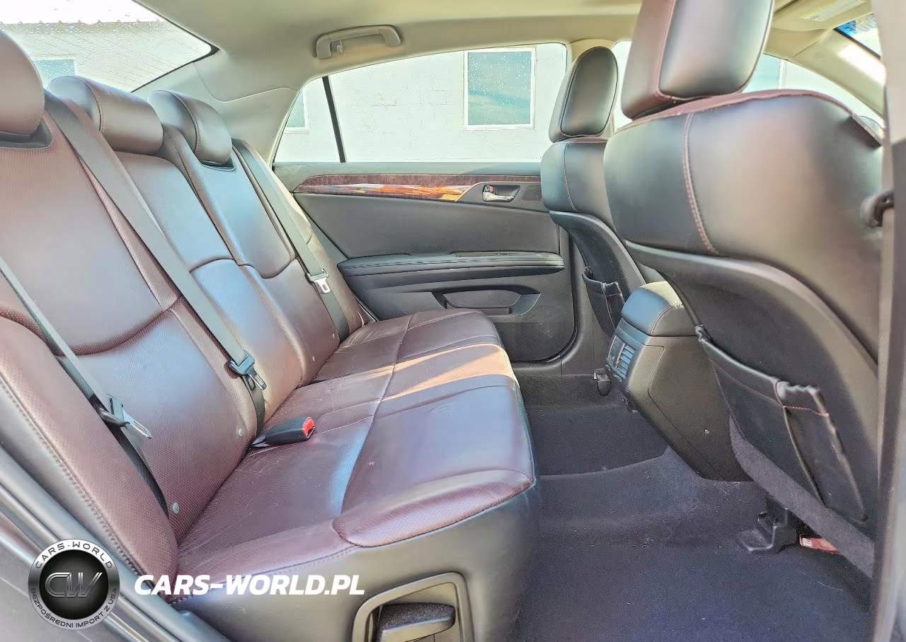 2011 Toyota Avalon Limited VIN:4T1BK3DB1BU380201 - 10