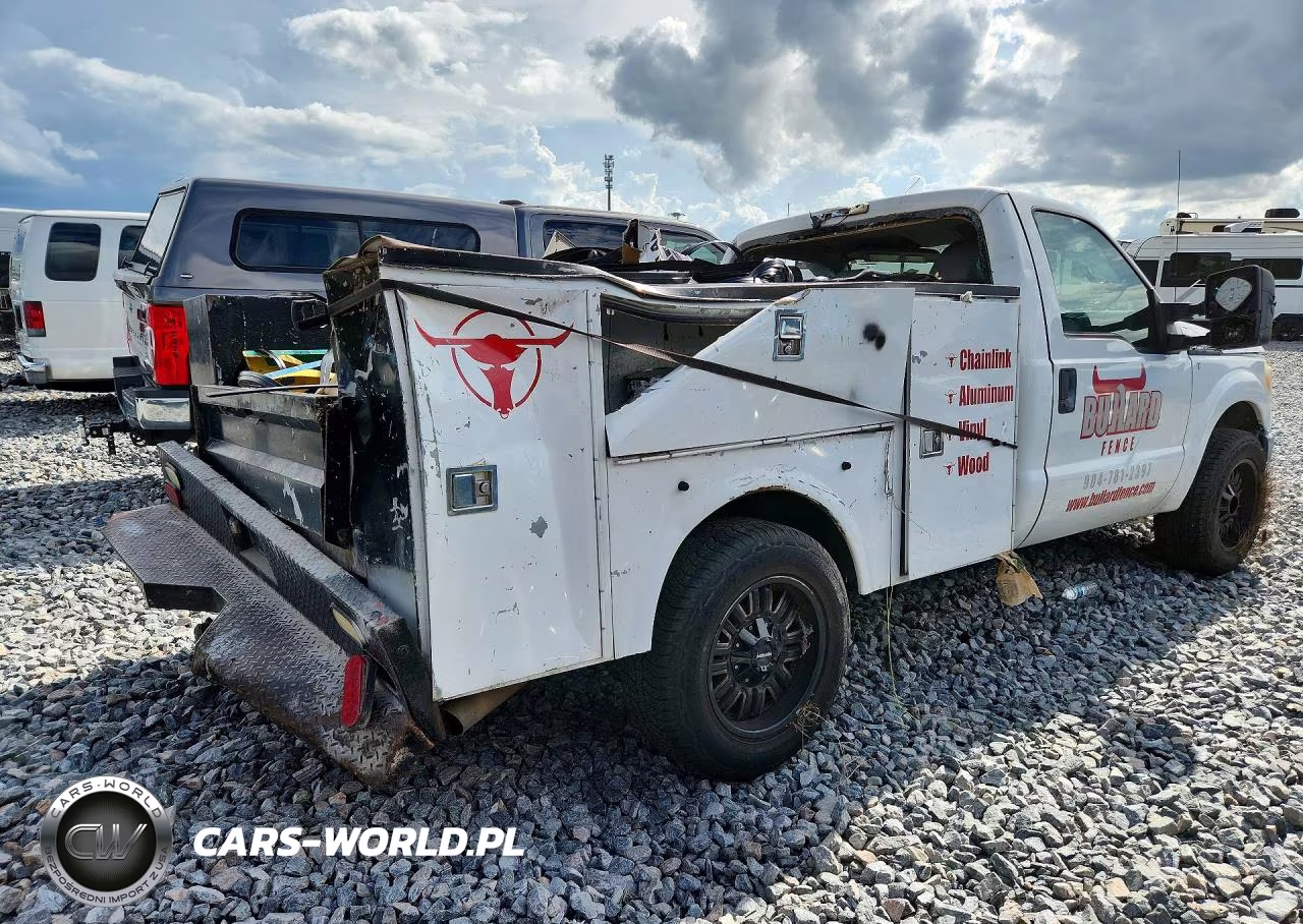 2014 Ford F250 Super Duty VIN:1FTBF2A6XEEB27578 - 3