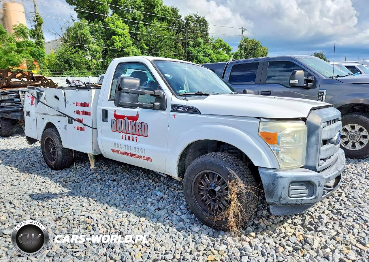 2014 Ford F250 Super Duty VIN:1FTBF2A6XEEB27578 - 4