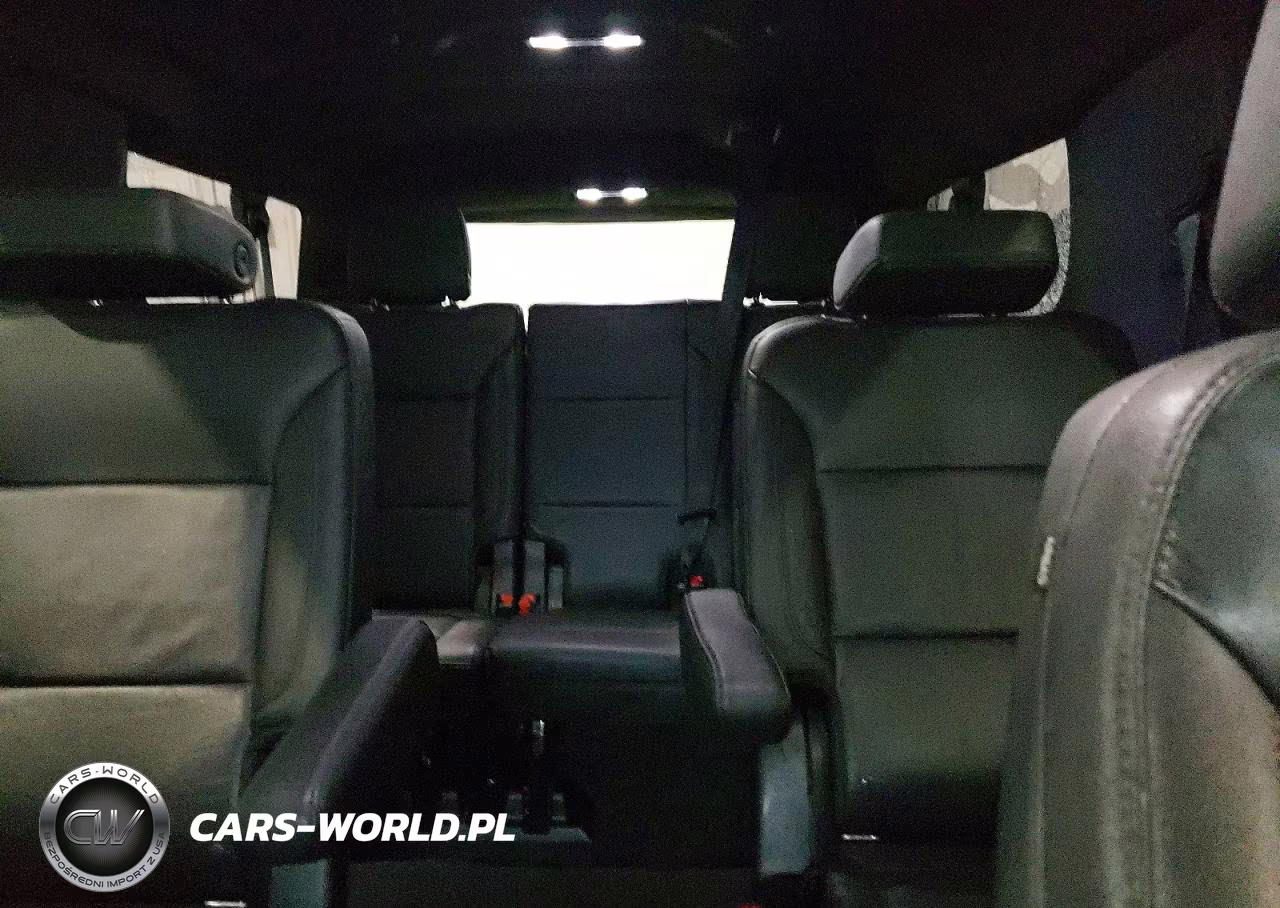 2022 Chevrolet Suburban C1500 Lt VIN:1GNSCCKD1NR204981 - 10