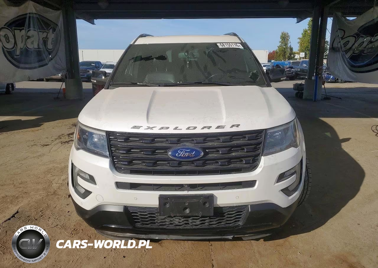 2017 Ford Explorer Sport VIN:1FM5K8GTXHGD42309 - 5