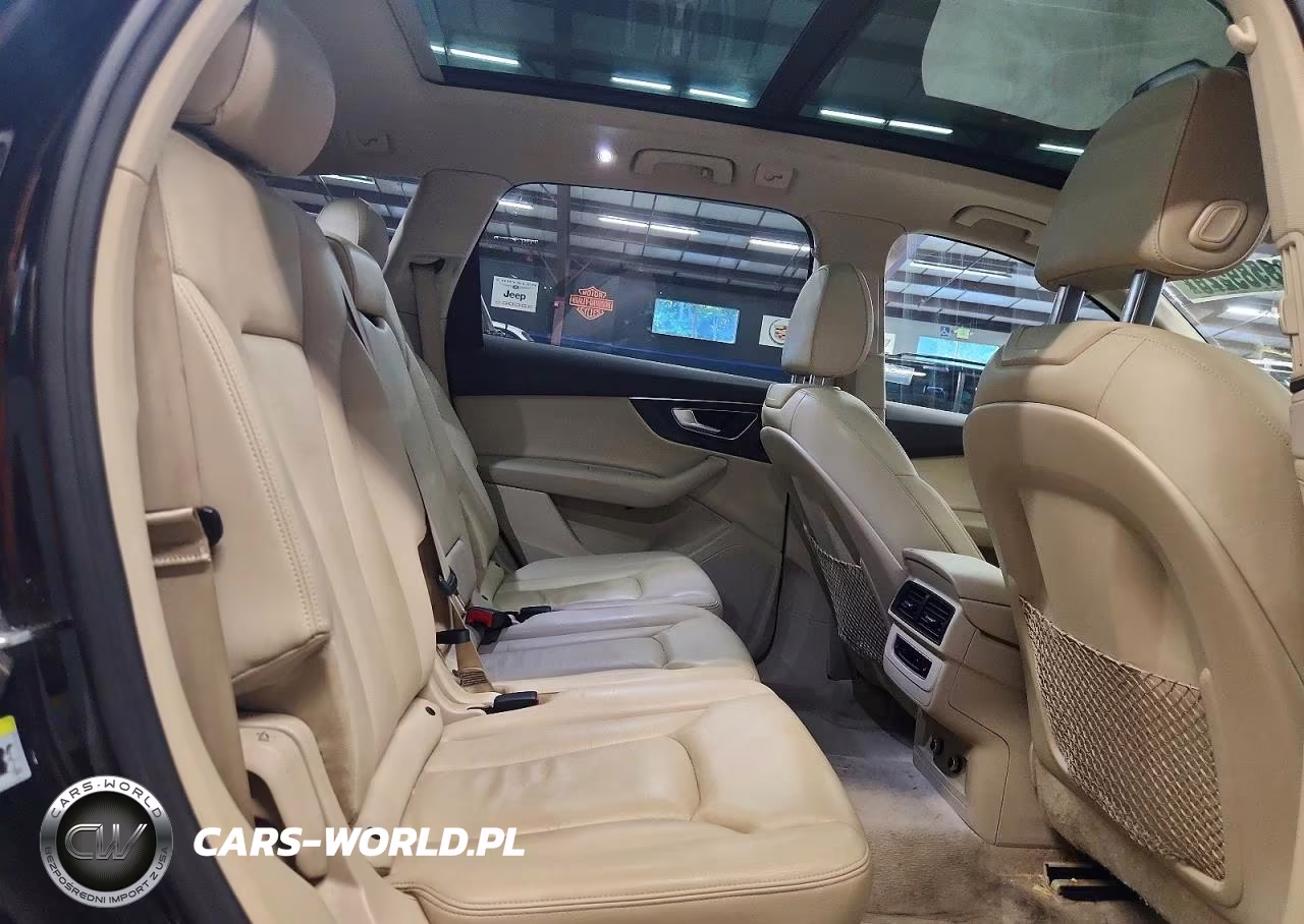 2019 Audi Q7 Premium VIN:WA1AAAF71KD002373 - 11