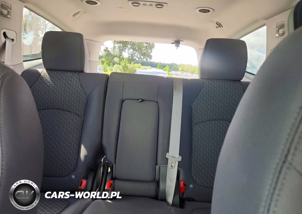 2012 Chevrolet Traverse Ls VIN:1GNKREED8CJ148698 - 10