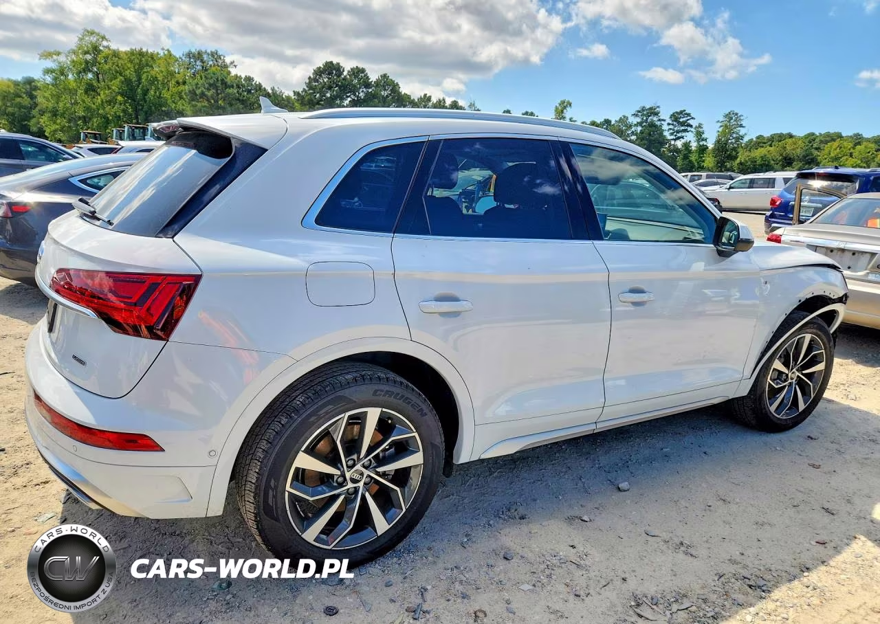2023 Audi Q5 Prestige 45 VIN:WA1FAAFY0P2003094 - 3