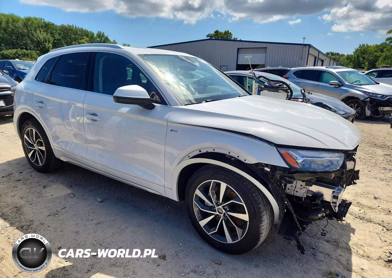 2023 Audi Q5 Prestige 45 VIN:WA1FAAFY0P2003094 - 4