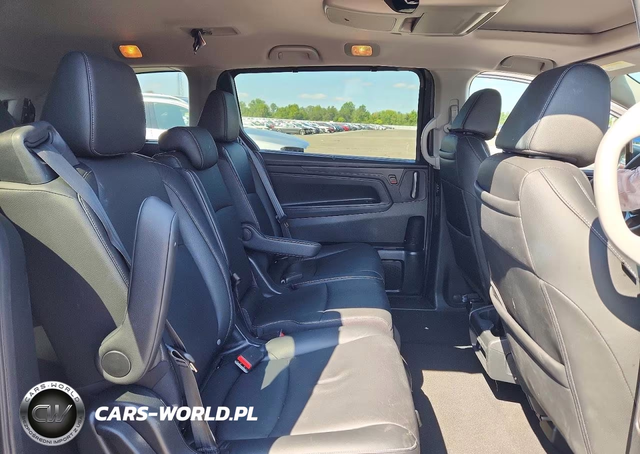2024 Honda Odyssey Touring VIN:5FNRL6H83RB029020 - 11