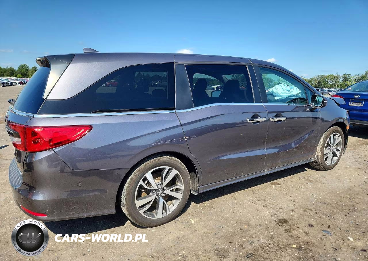 2024 Honda Odyssey Touring VIN:5FNRL6H83RB029020 - 3
