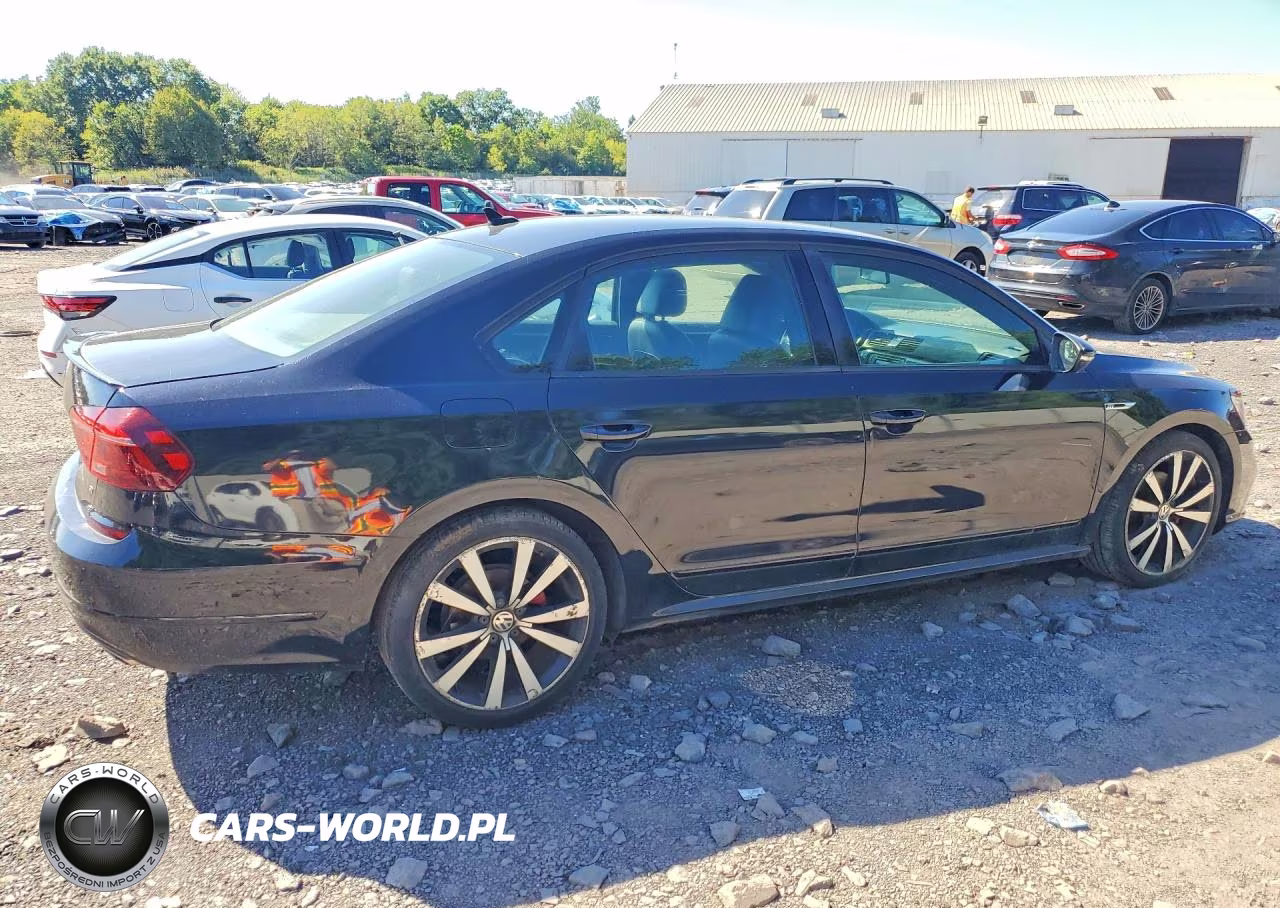 2018 Volkswagen Passat Gt VIN:1VWJM7A31JC037601 - 3