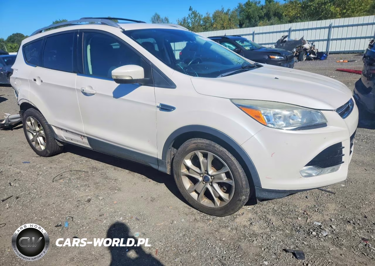 2016 Ford Escape Titanium VIN:1FMCU9JX4GUC04669 - 4