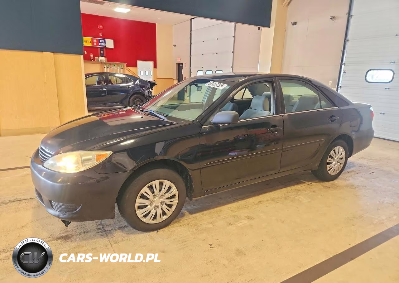 2006 Toyota Camry Standard