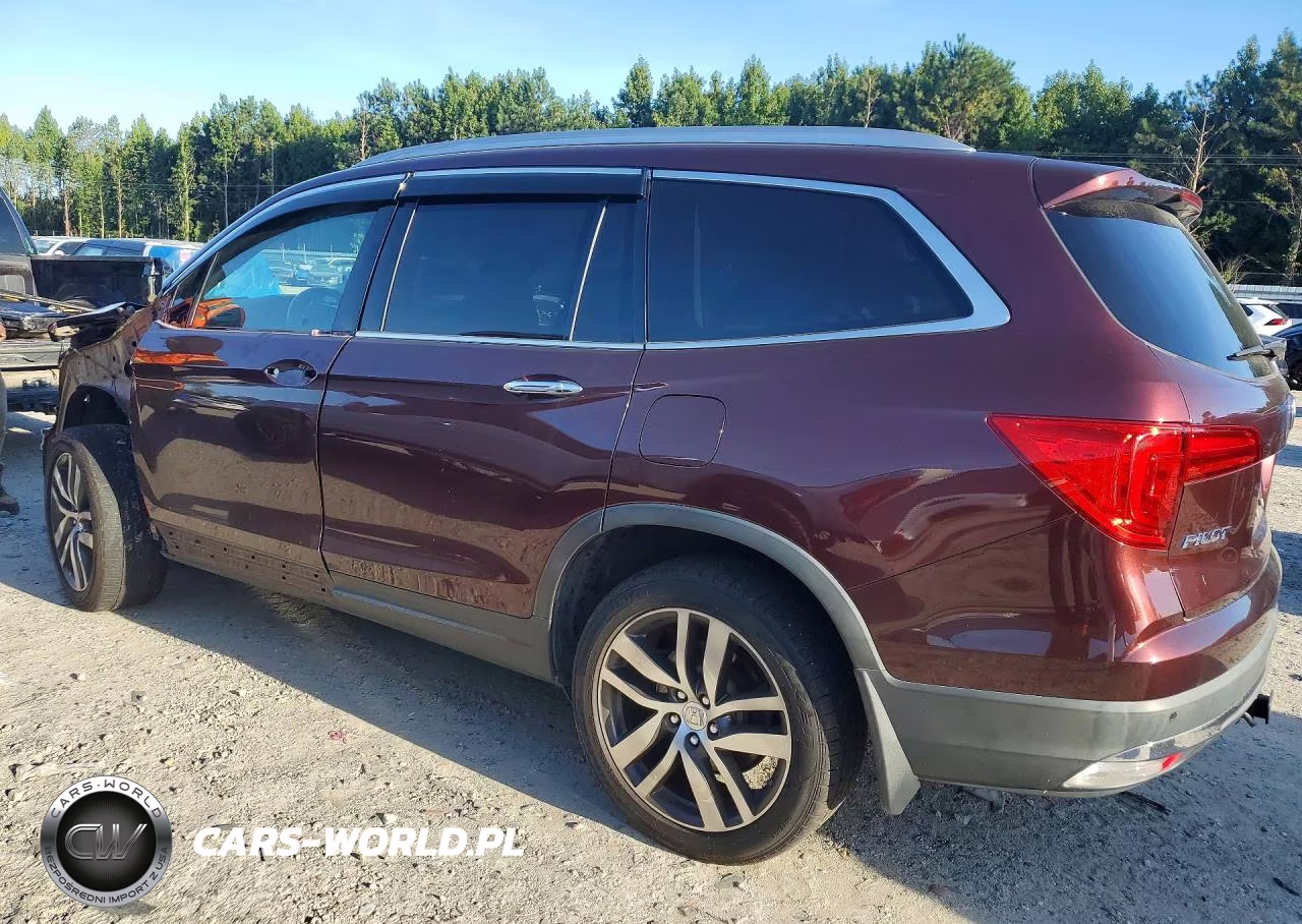 2017 Honda Pilot Touring VIN:5FNYF6H92HB018925 - 2