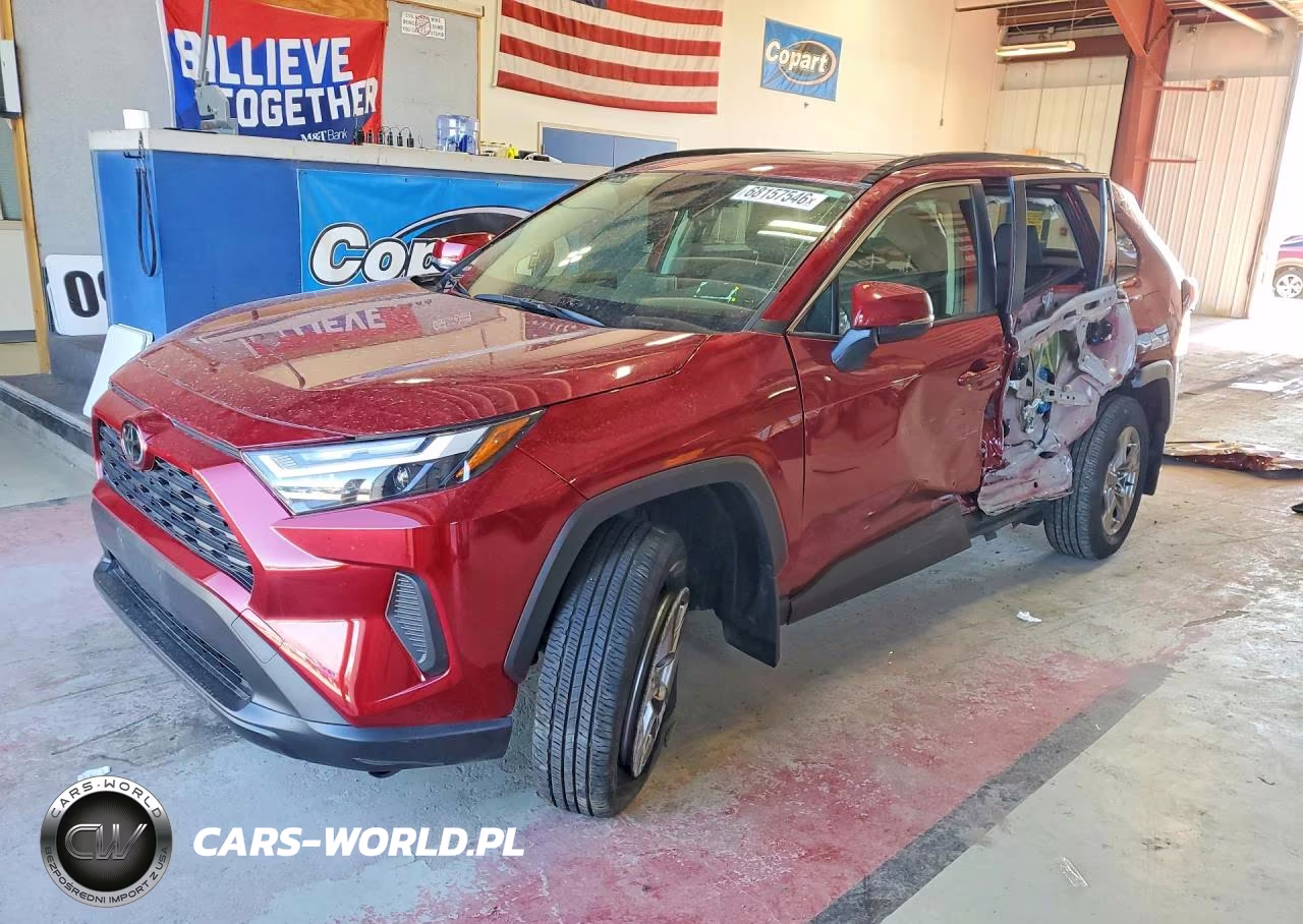 2025 Toyota Rav4 Hybrid Xle – zdjęcie 1 z 13