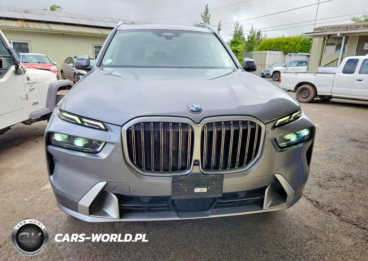 2025 BMW X7 xDrive40I VIN:5UX23EM08S9X26256 - 5