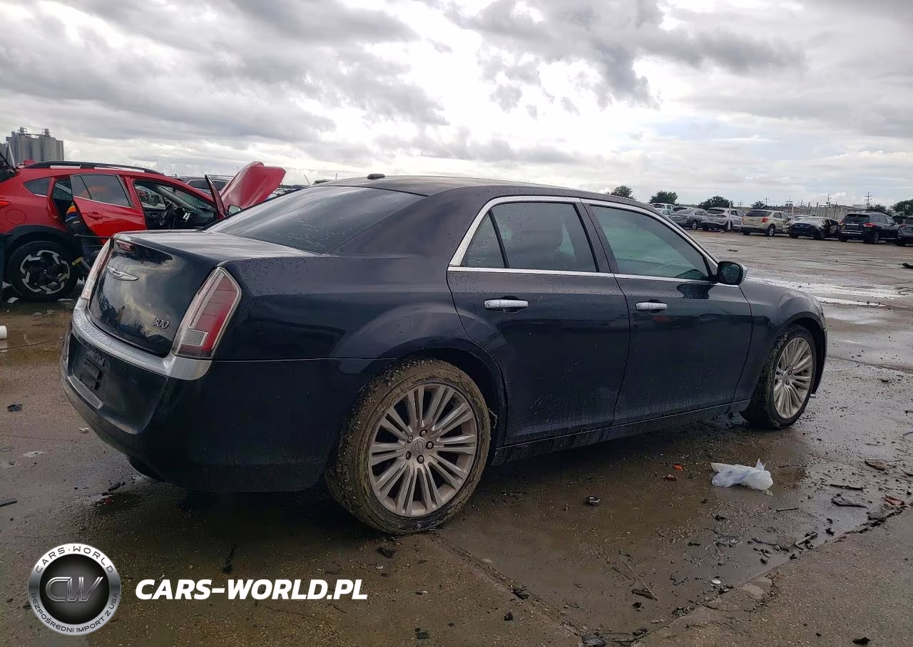 2012 Chrysler 300 Limited VIN:2C3CCACG3CH279919 - 3