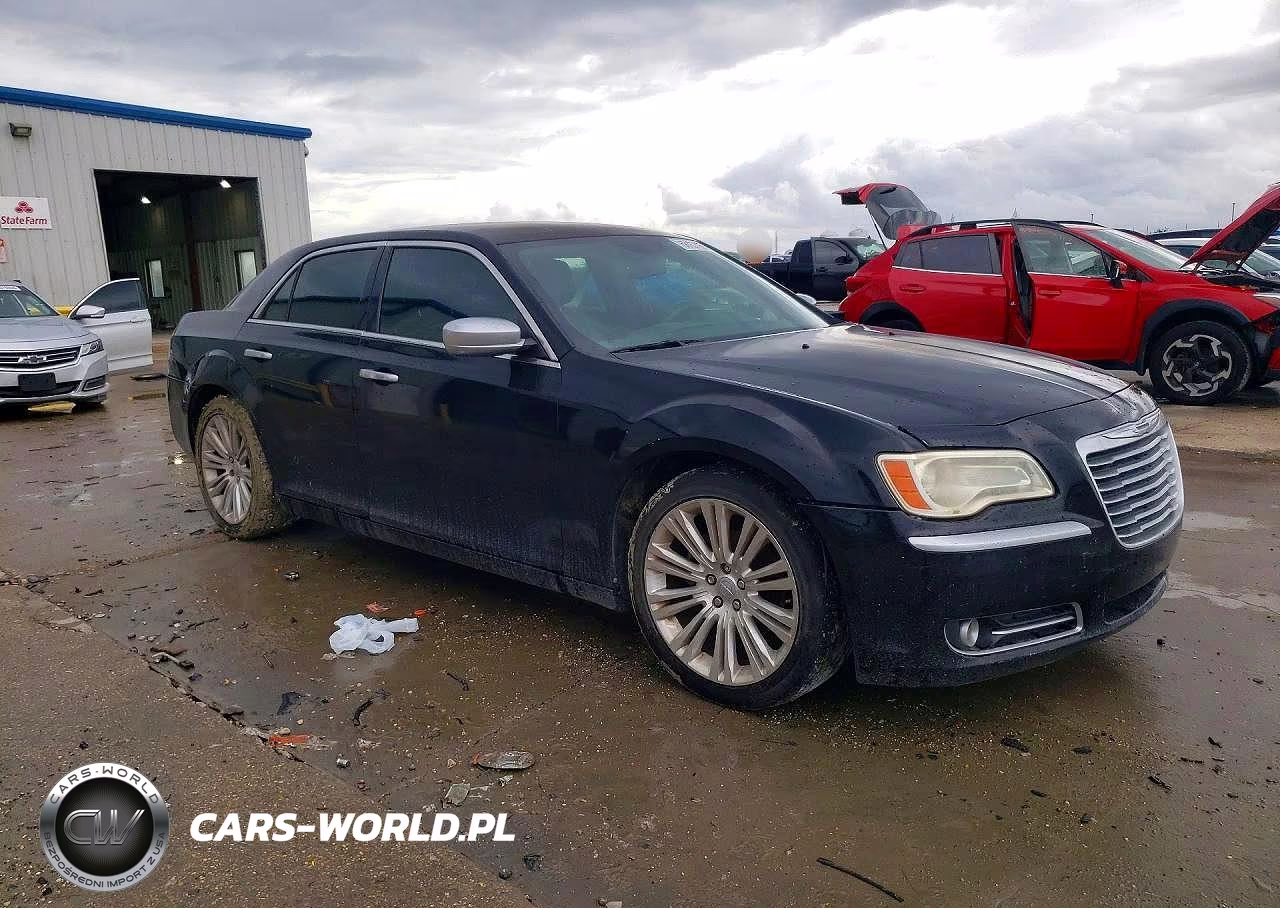 2012 Chrysler 300 Limited VIN:2C3CCACG3CH279919 - 4