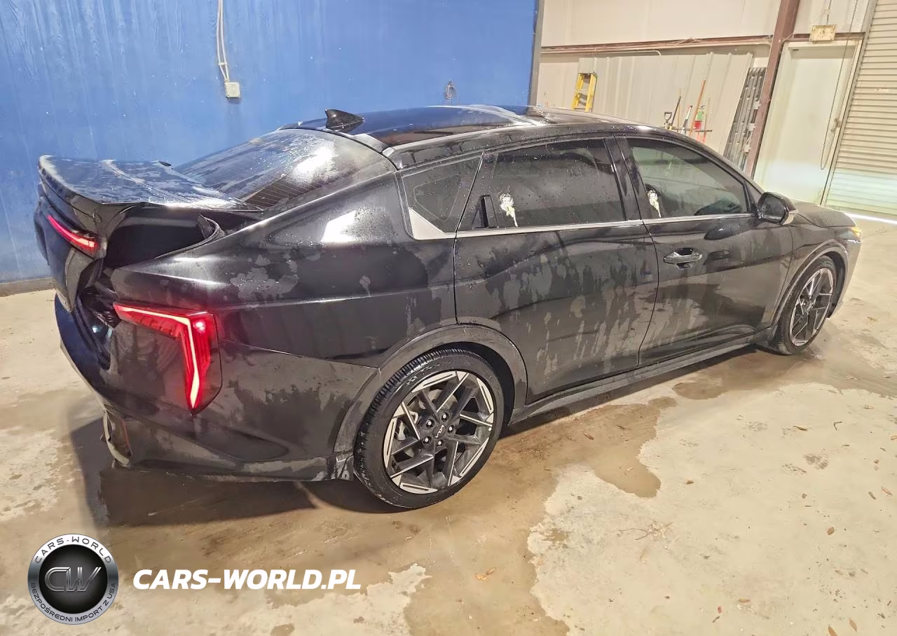 2025 Kia K4 Gt Line VIN:3KPFW4DE1SE161831 - 3