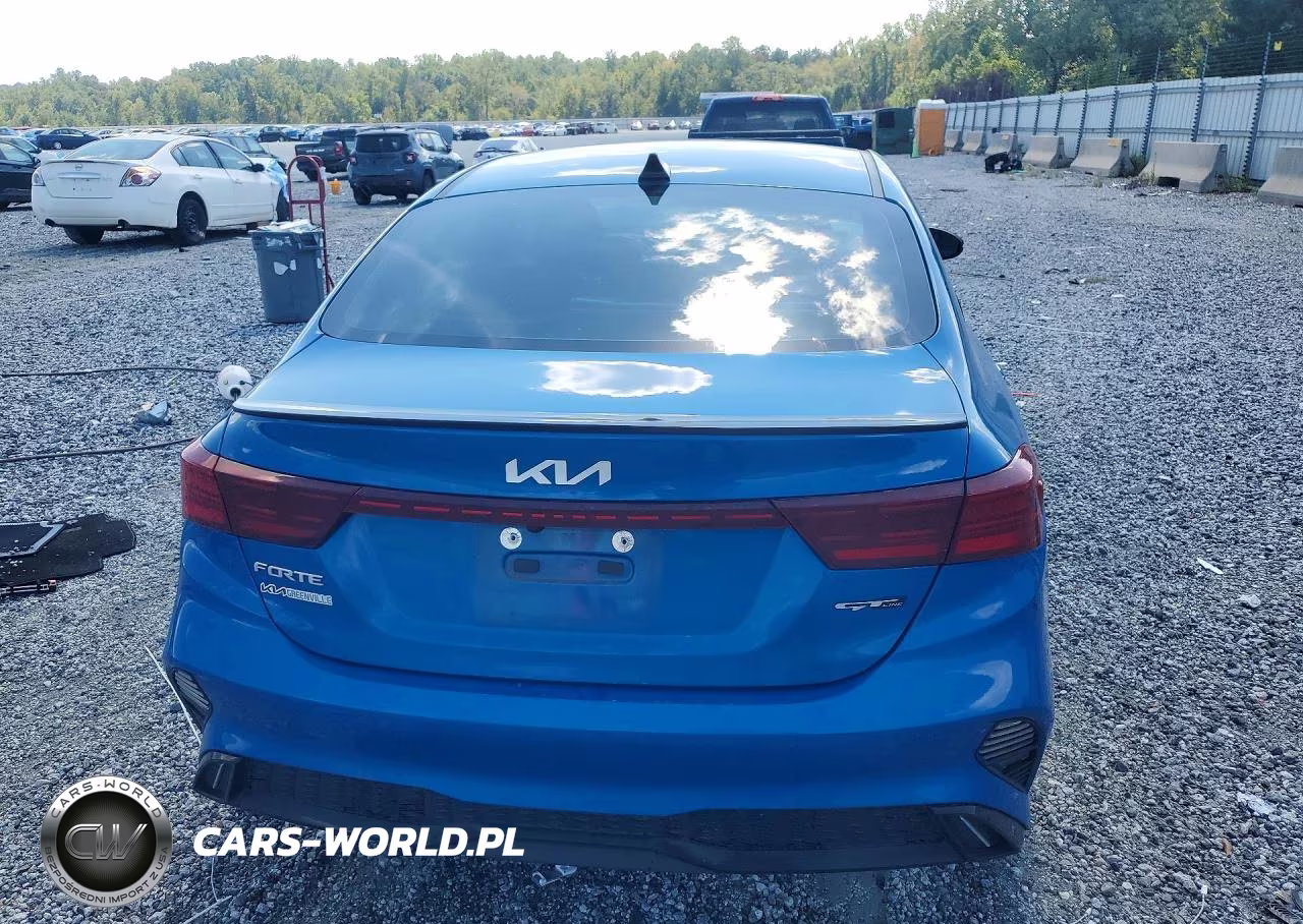 2023 Kia Forte Gt Line VIN:3KPF54AD1PE612102 - 6