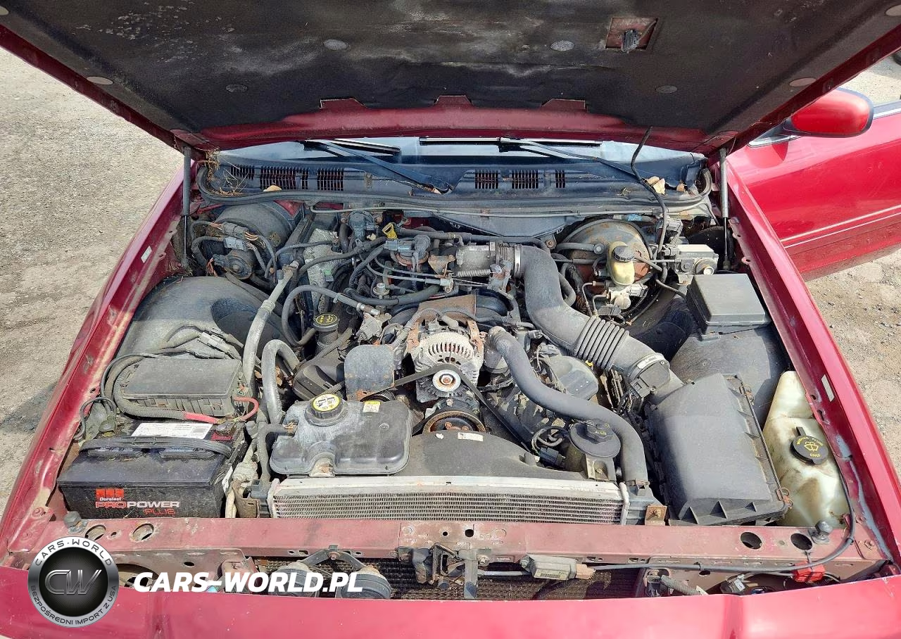 2003 Ford Crown Victoria VIN:2FAFP73W73X153887 - 11