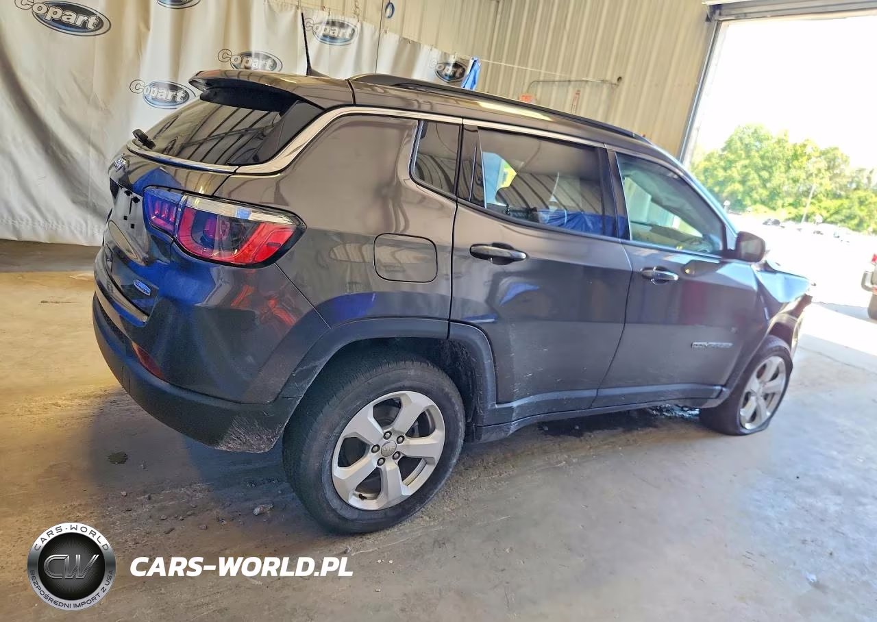 2020 Jeep Compass Latitude VIN:3C4NJDBBXLT139200 - 3