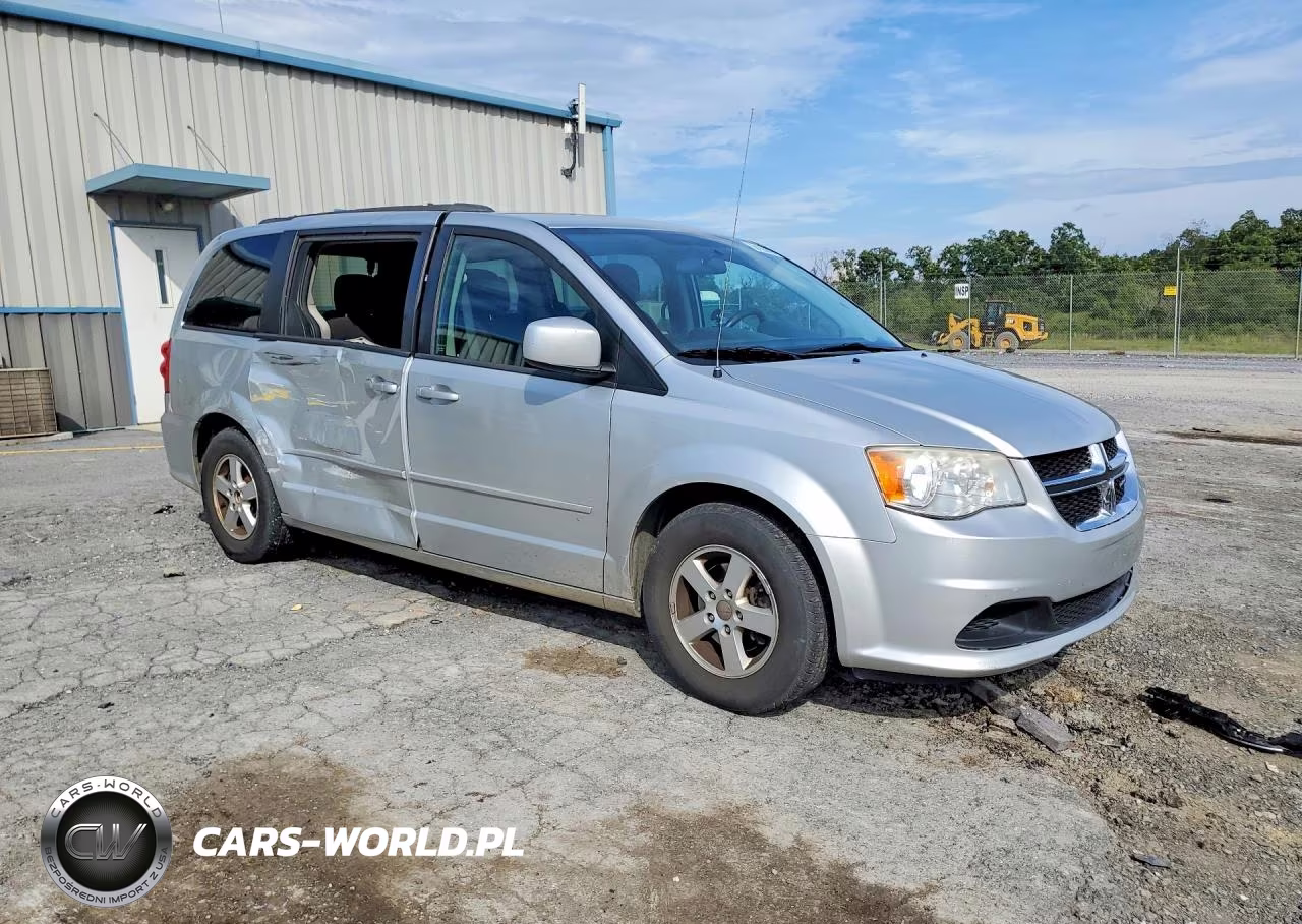 2012 Dodge Grand Caravan Sxt VIN:2C4RDGCG3CR384735 - 4