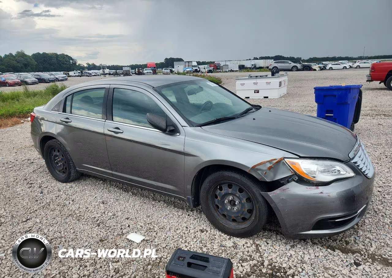 2012 Chrysler 200 Lx VIN:1C3CCBAB4CN138930 - 4