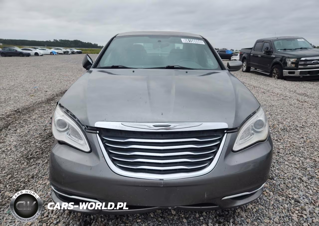 2012 Chrysler 200 Lx VIN:1C3CCBAB4CN138930 - 5