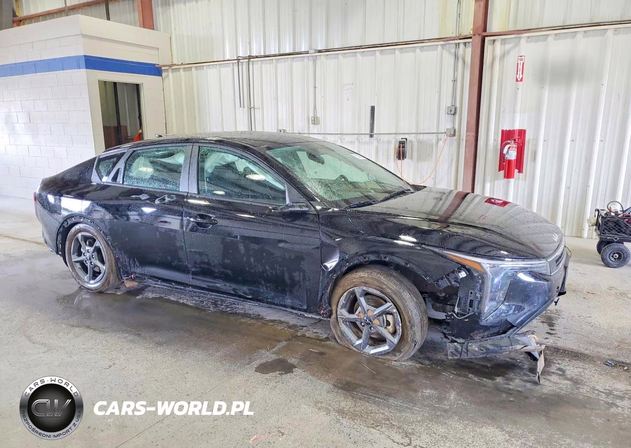 2026 Kia K4 Lxs VIN:3KPFT4DE4TE249525 - 4
