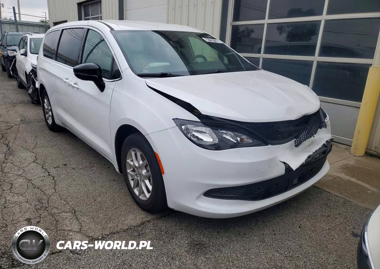 2025 Chrysler Voyager Lx VIN:2C4RC1CG0SR534993 - 4