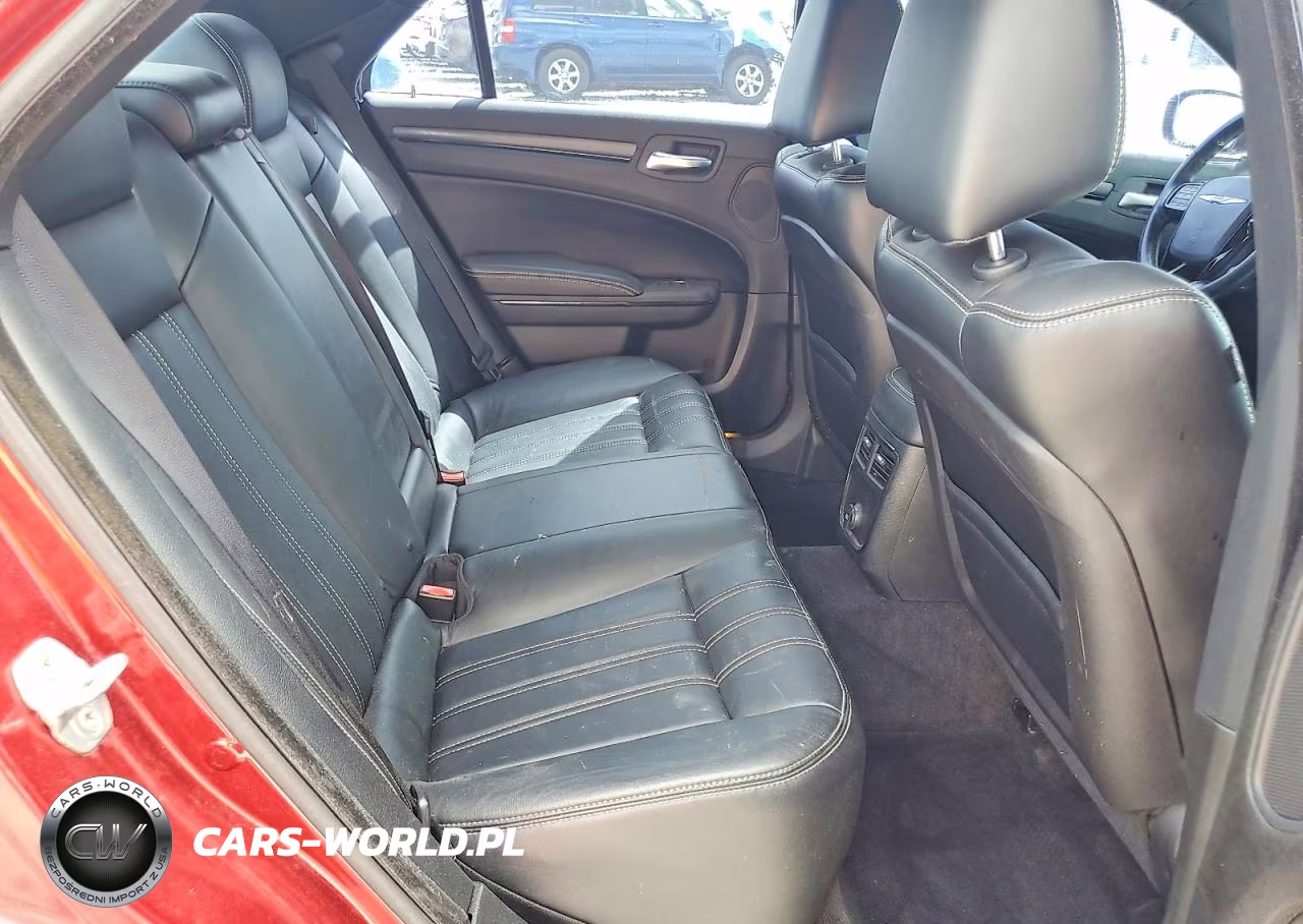 2013 Chrysler 300 S VIN:2C3CCABG5DH708111 - 10