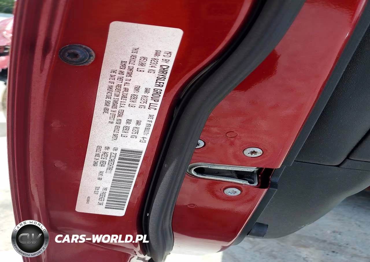 2013 Chrysler 300 S VIN:2C3CCABG5DH708111 - 12