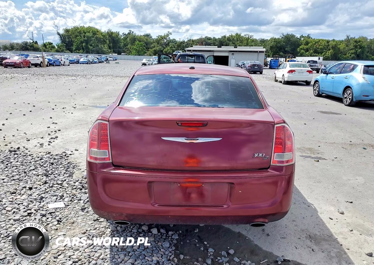 2013 Chrysler 300 S VIN:2C3CCABG5DH708111 - 6