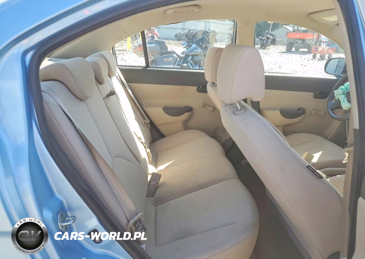 2011 Hyundai Accent Gls VIN:KMHCN4AC9BU574683 - 10