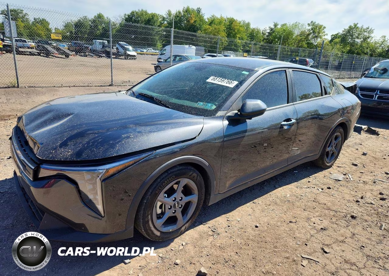 2025 Kia K4 Lxs VIN:3KPFT4DE7SE019931 - 1