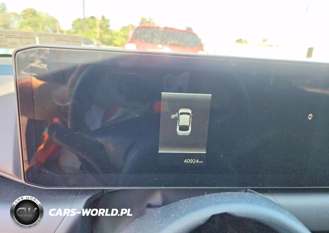 2025 Kia K4 Lxs VIN:3KPFT4DE7SE019931 - 9