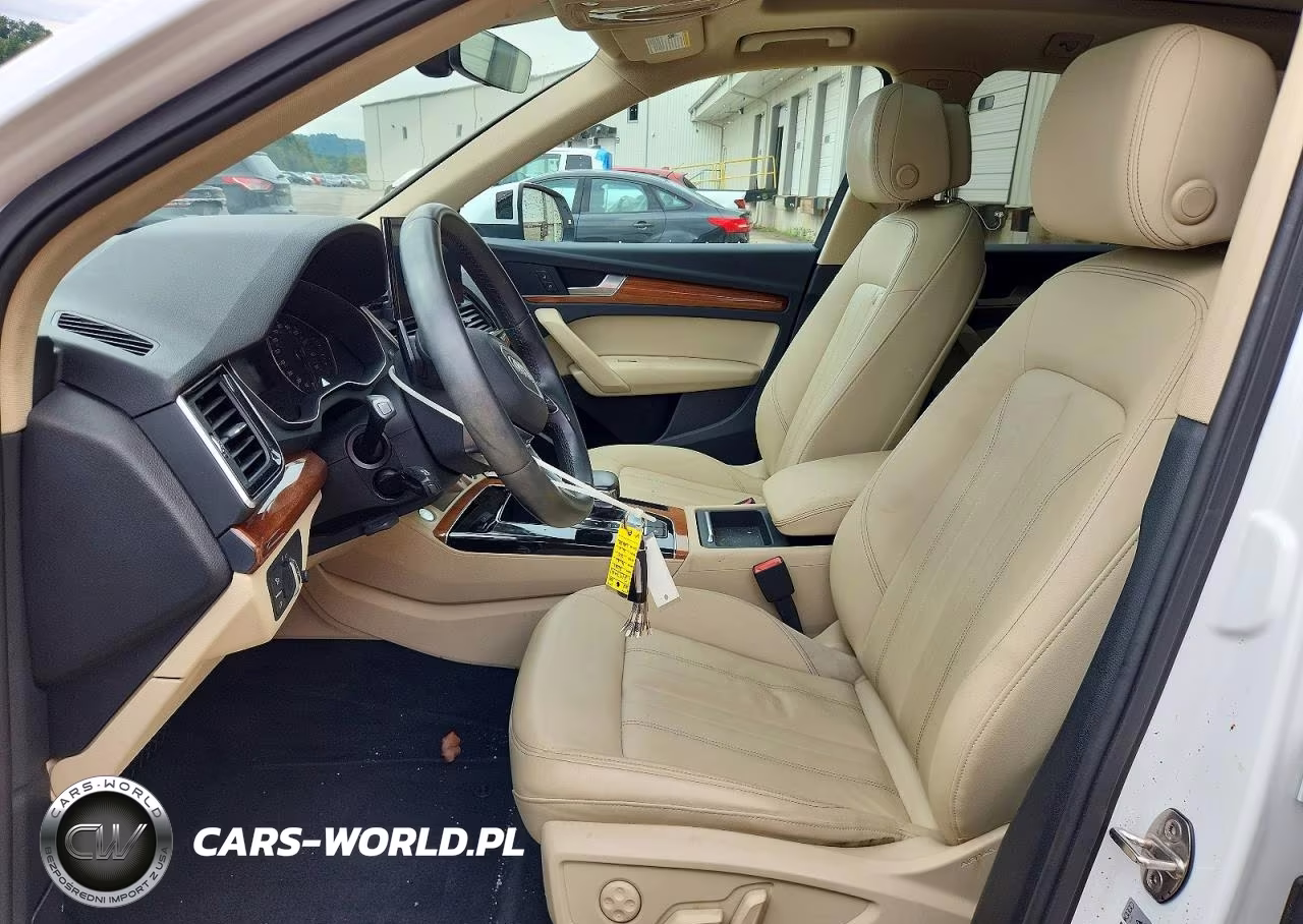 2021 Audi Q5 Premium VIN:WA1AAAFY4M2139489 - 7