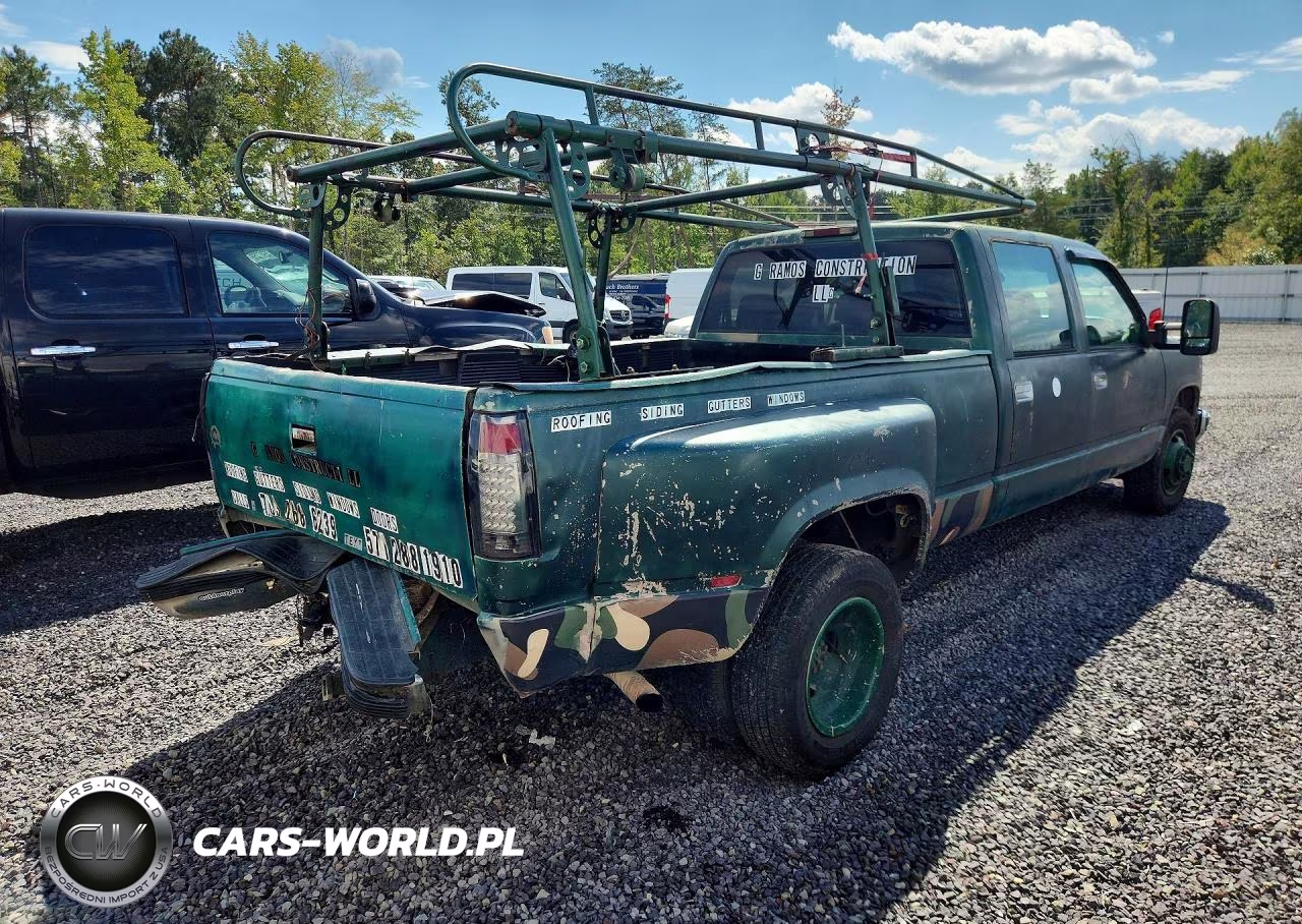 1999 Chevrolet Gmt-400 C3500 VIN:1GCHC33J0XF082481 - 3