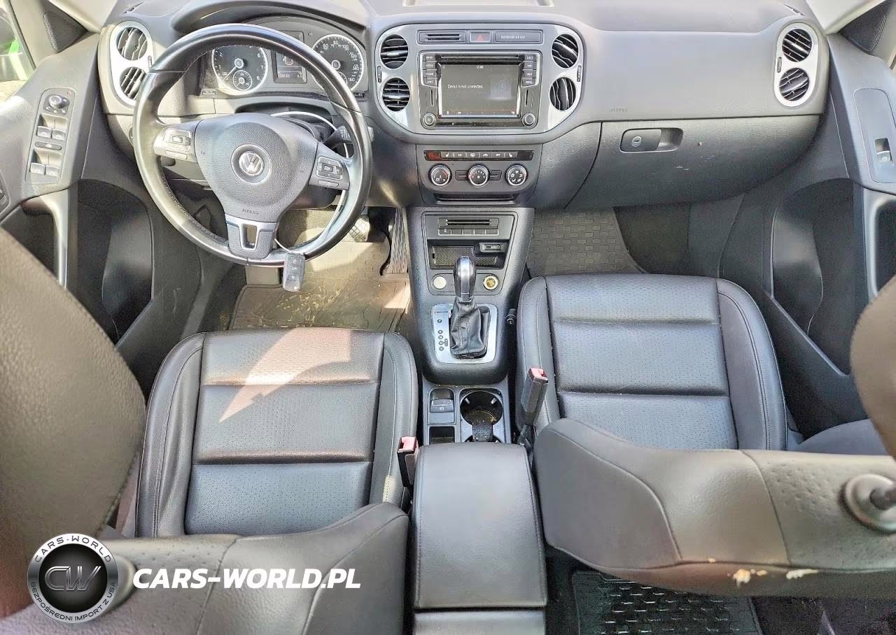 2016 Volkswagen Tiguan S VIN:WVGBV7AX8GW607815 - 8