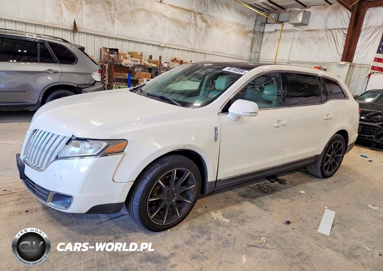 2012 Lincoln Mkt – zdjęcie 1 z 13