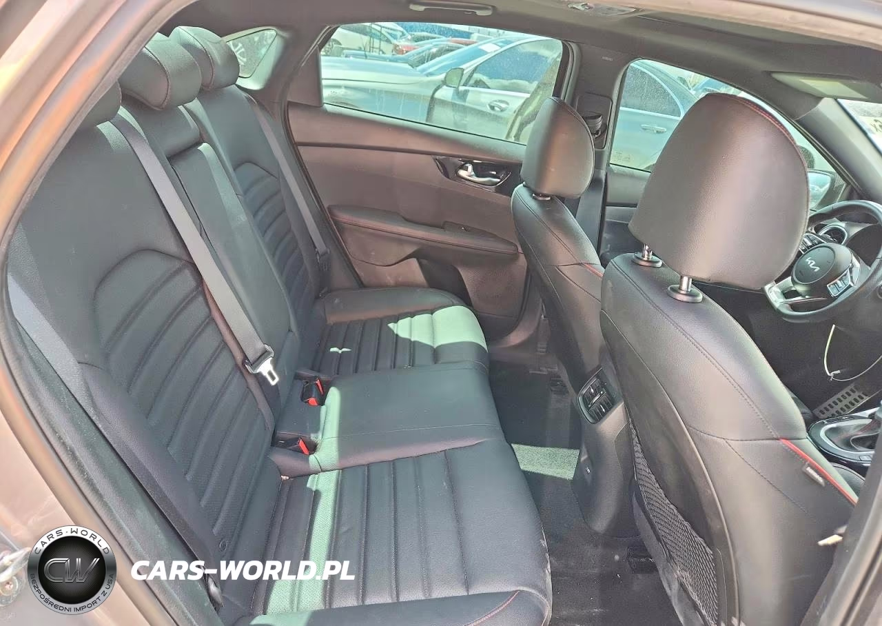 2023 Kia Forte Gt VIN:3KPF44AC0PE564019 - 10