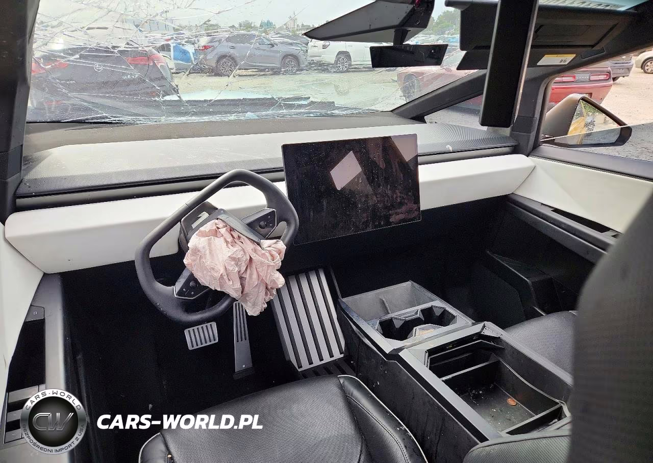 2024 Tesla Cybertruck VIN:7G2CEHEDXRA011590 - 8
