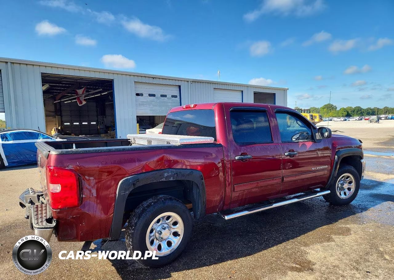 2013 Chevrolet Silverado C1500 Lt VIN:3GCPCSE05DG239040 - 3