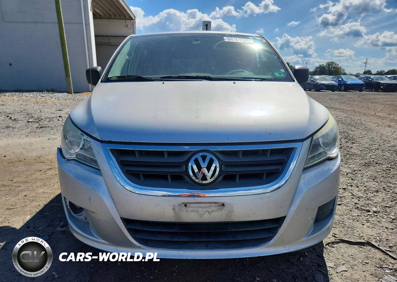 2011 Volkswagen Routan S VIN:2V4RW4DG8BR642338 - 5