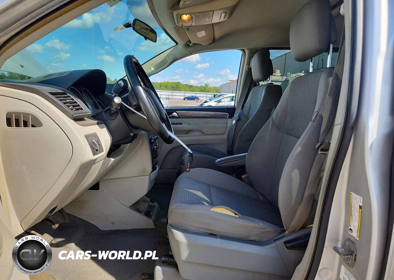 2011 Volkswagen Routan S VIN:2V4RW4DG8BR642338 - 7