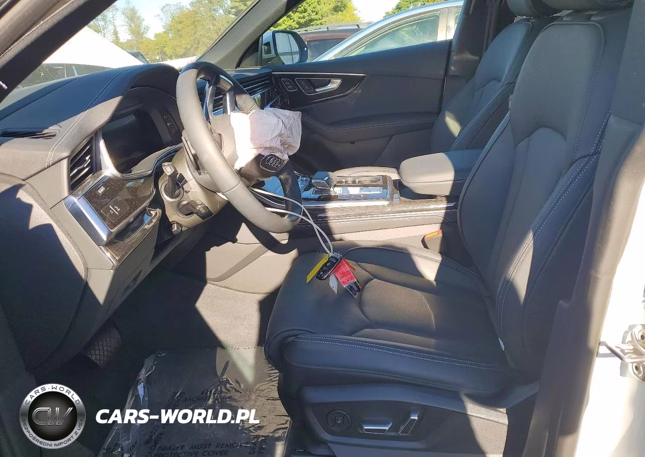 2026 Audi Q8 Prestige S-Line VIN:WA1FVBF10TD020098 - 7